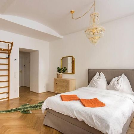 St. Elizabeth 2 Apartment Wina Bagian luar foto