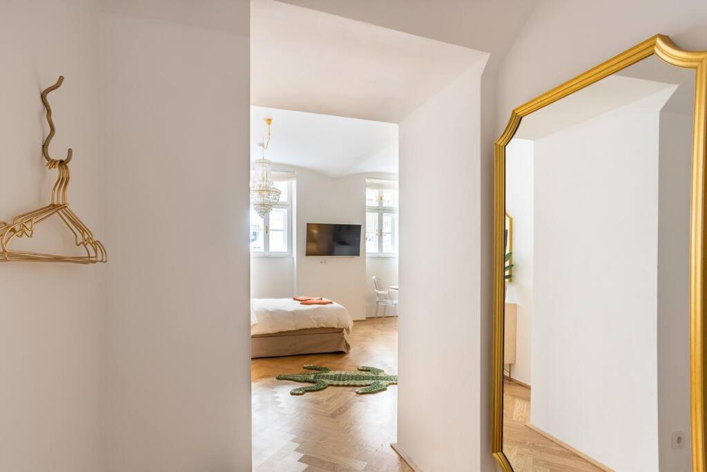 St. Elizabeth 2 Apartment Wina Bagian luar foto